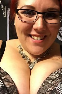 Large, sensual bbw busy in sensual embrace